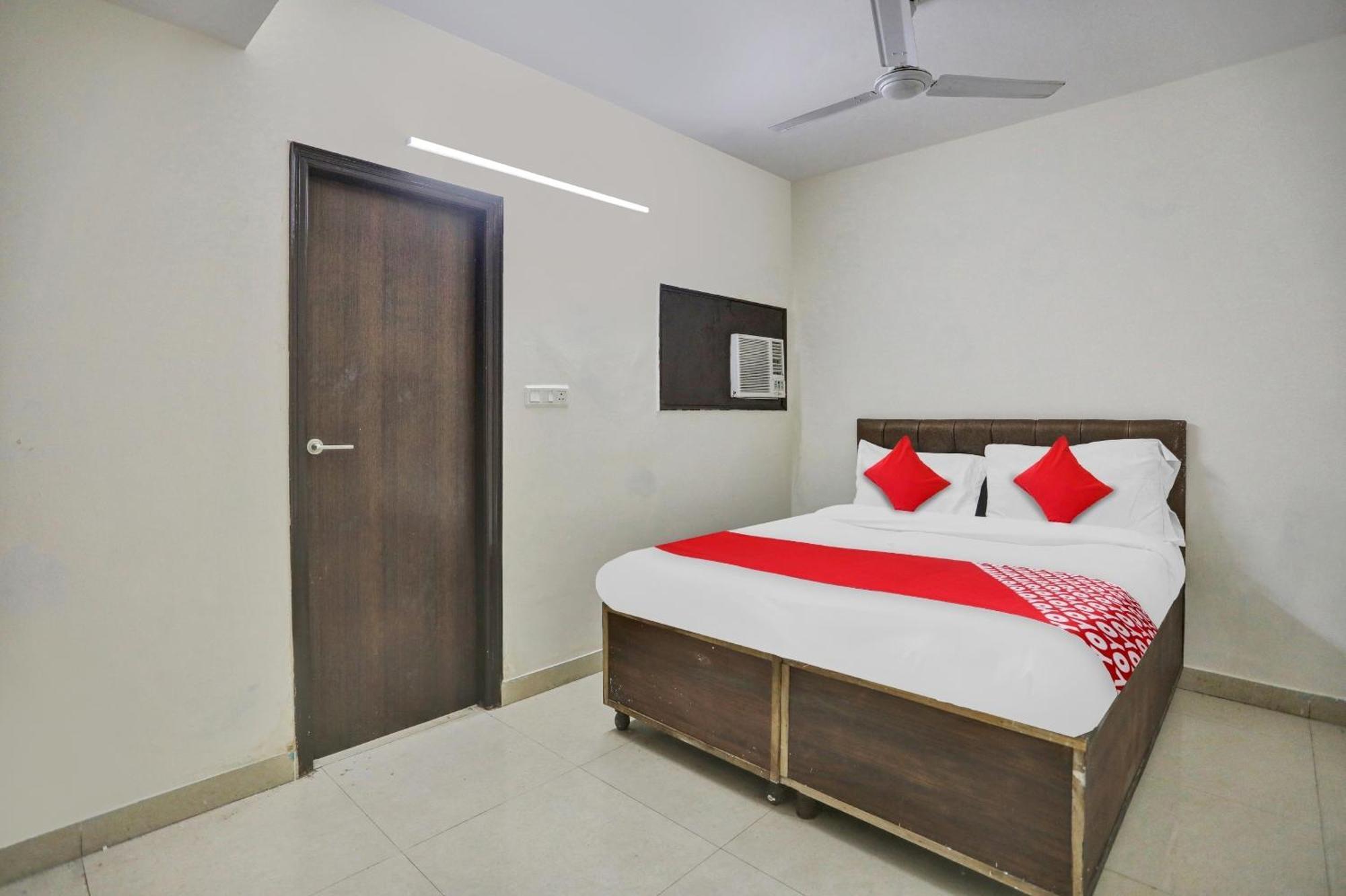Hotel O Kalkaji Delhi 뉴델리 외부 사진